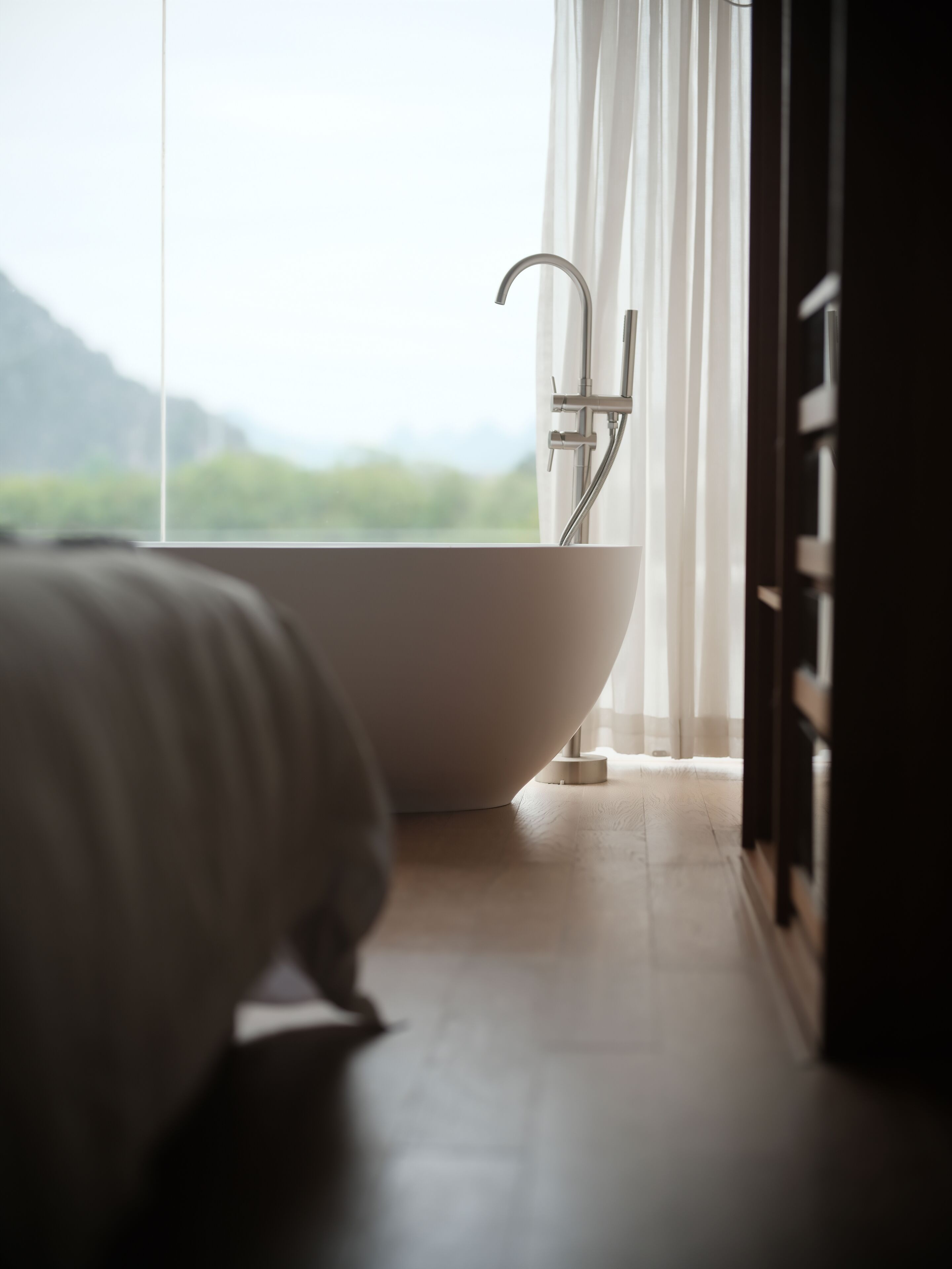 Panoramic Suite, 2 Bedrooms, Non Smoking, Mountain View | Bathroom | Shower, rainfall showerhead, free toiletries, hair dryer