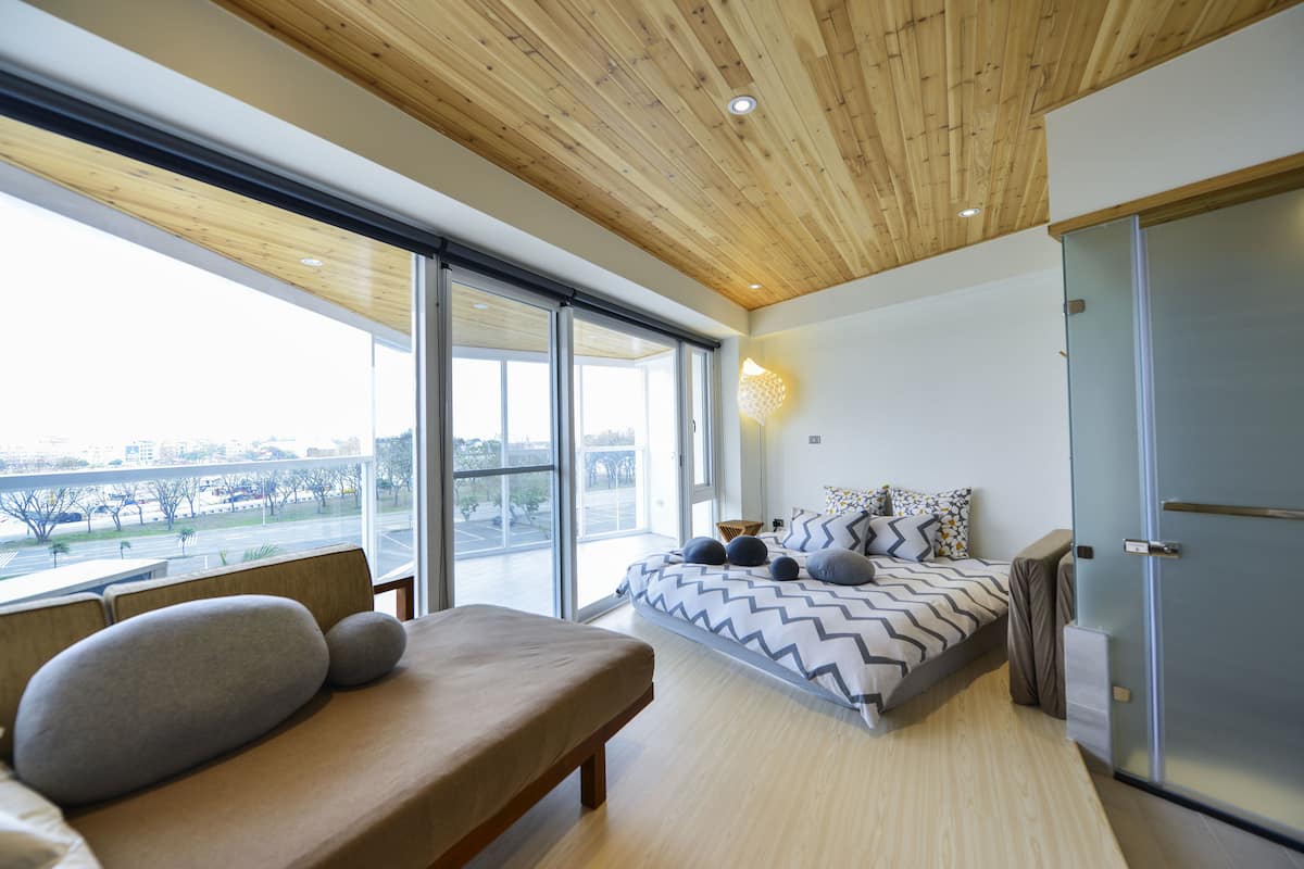 Panoramic Quadruple Room, Multiple Beds, Bay View (Freely 4F) | Premium bedding, down comforters, Select Comfort beds, minibar