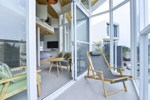 Panoramic Room, 2 Double Beds, Bay View (Cozy 2F) | Terrace/patio - Admiring Island (Tainan)