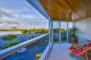 Panoramic Quadruple Room, Multiple Beds, Bay View (Freely 4F) | Terrace/patio - Admiring Island (Tainan)