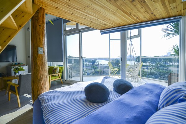 Panoramic Quadruple Room, Multiple Beds, Bay View (3F Joy) | Premium bedding, down comforters, Select Comfort beds, minibar - Admiring Island (Tainan)