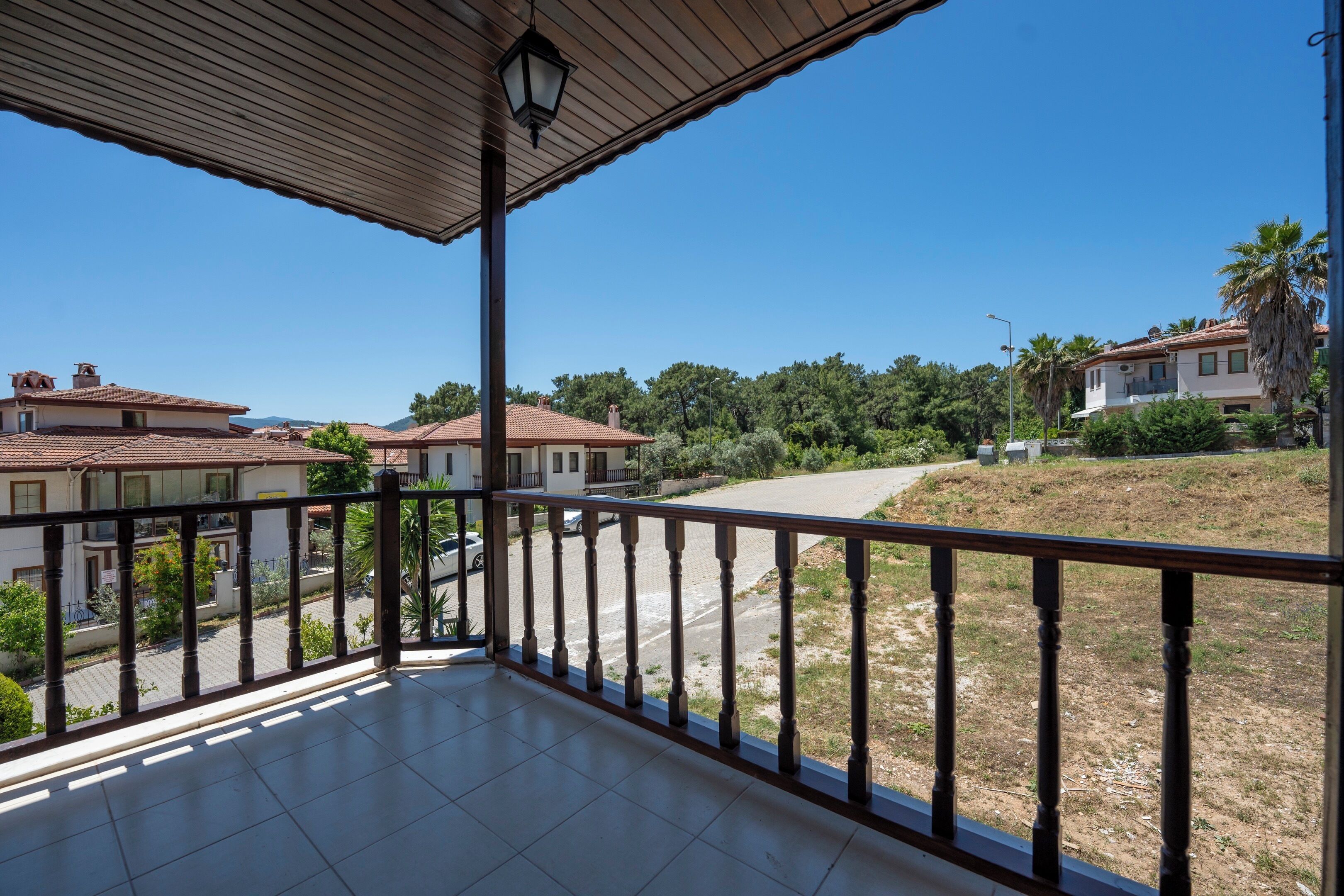 Apartament, 1 dormitori, zona enjardinada | Decoració individual i escriptori 