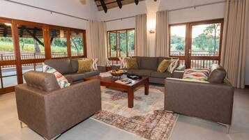 Family Chalet, Multiple Beds | Living area