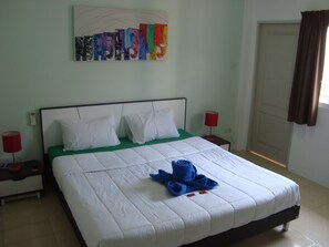 In-room safe, blackout curtains, soundproofing, free WiFi