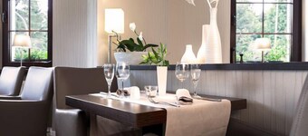 데케르츠 호텔 운트 레스토랑