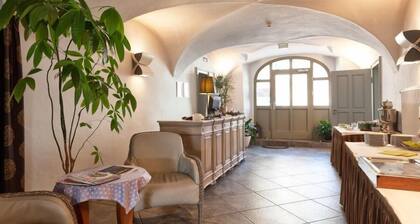 DECKERT'S HOTEL AM KATHARINENSTIFT