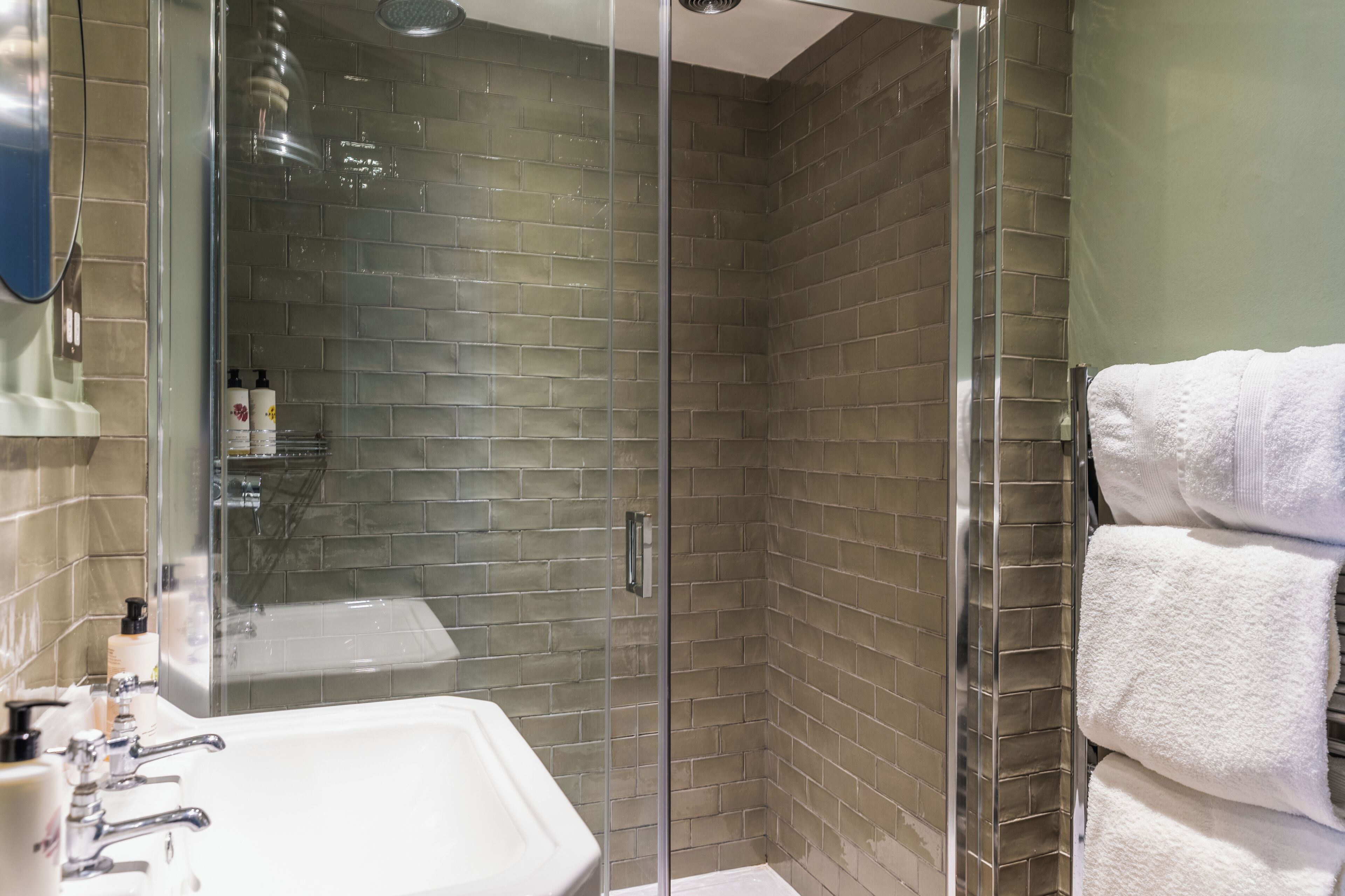 Shower, free toiletries, hair dryer, towels