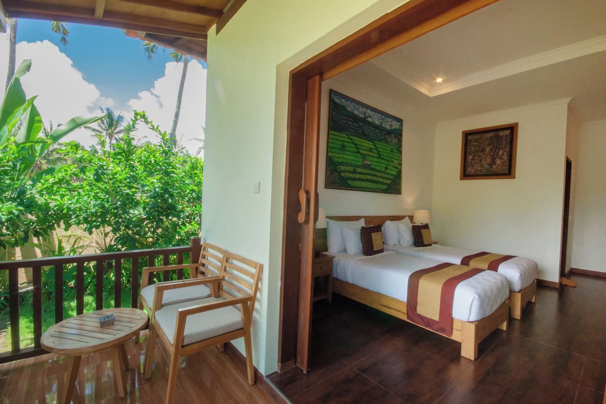 Deluxe Twin Room, Balcony, Garden View