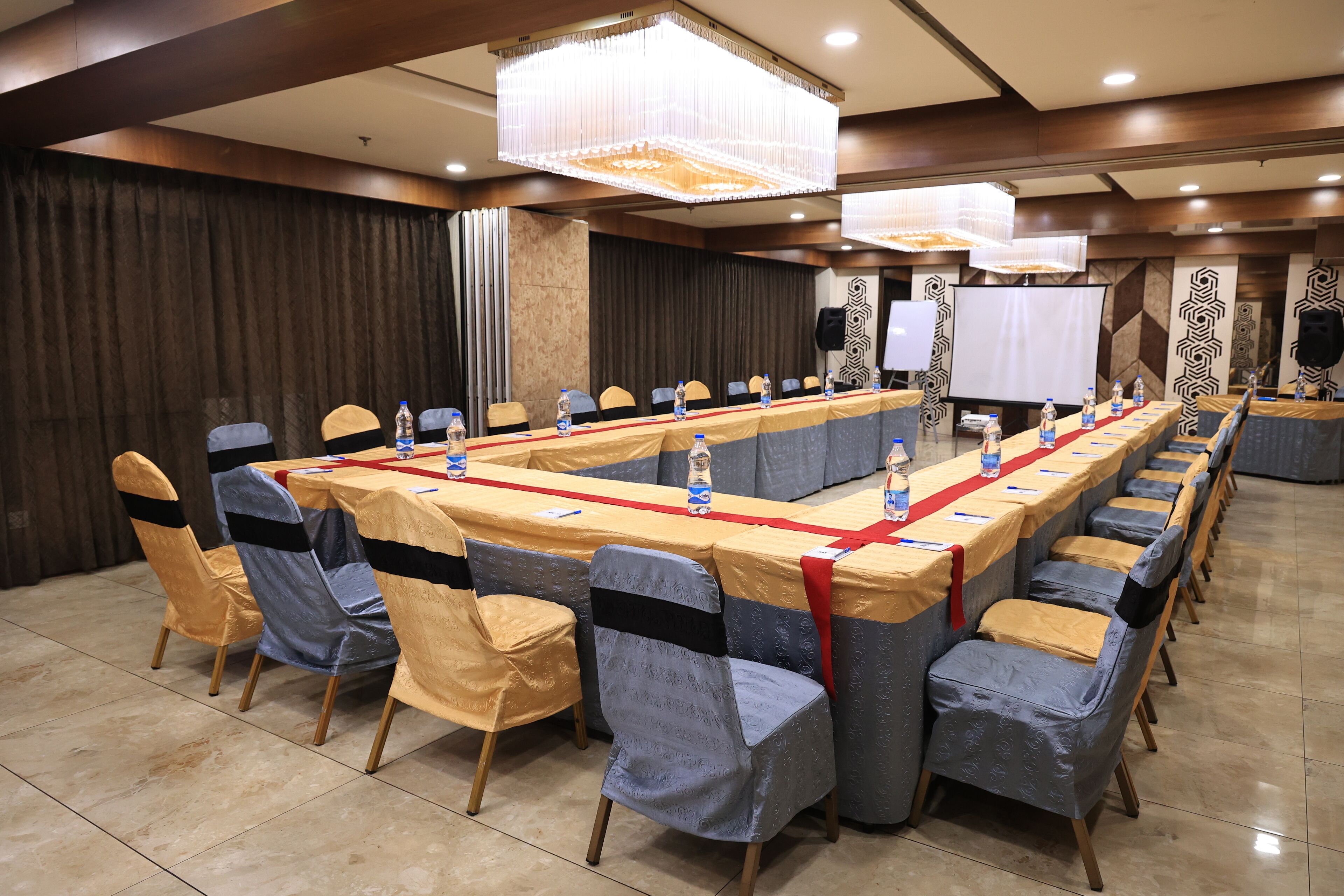 Meeting facility