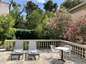 Exterior - The Duke Luxury Rooms (Split)