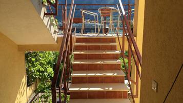 Basic Studio, Sea View | Terrace/patio