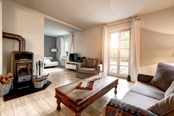 Ferienhaus, 3 Schlafzimmer | Wohnzimmer | Flachbildfernseher