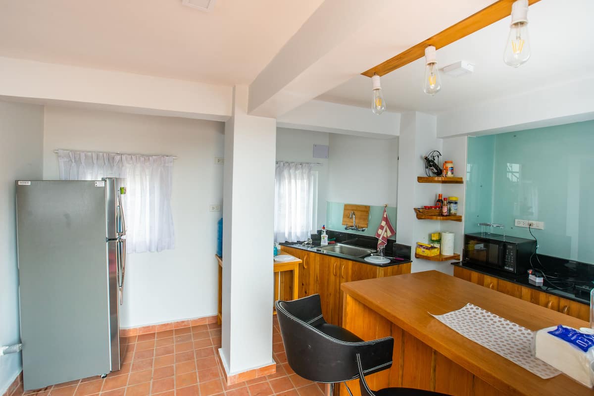 Mini-fridge, coffee/tea maker, electric kettle