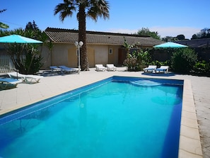 A heated pool - L'Olivier T3 gîte with heated pool in wooded grounds (Maraussan)
