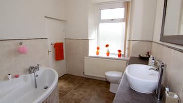 Shower, rainfall showerhead, towels