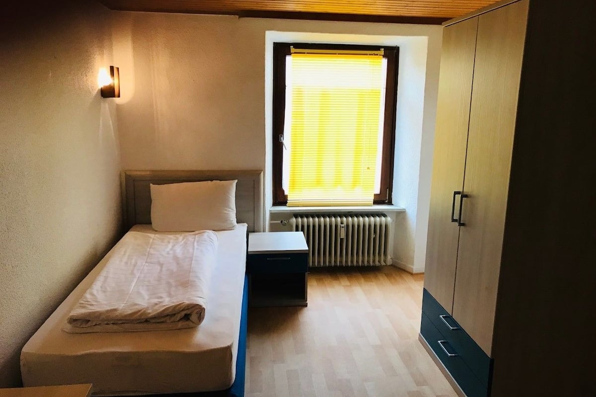 Single Room, Shared Bathroom | Free WiFi