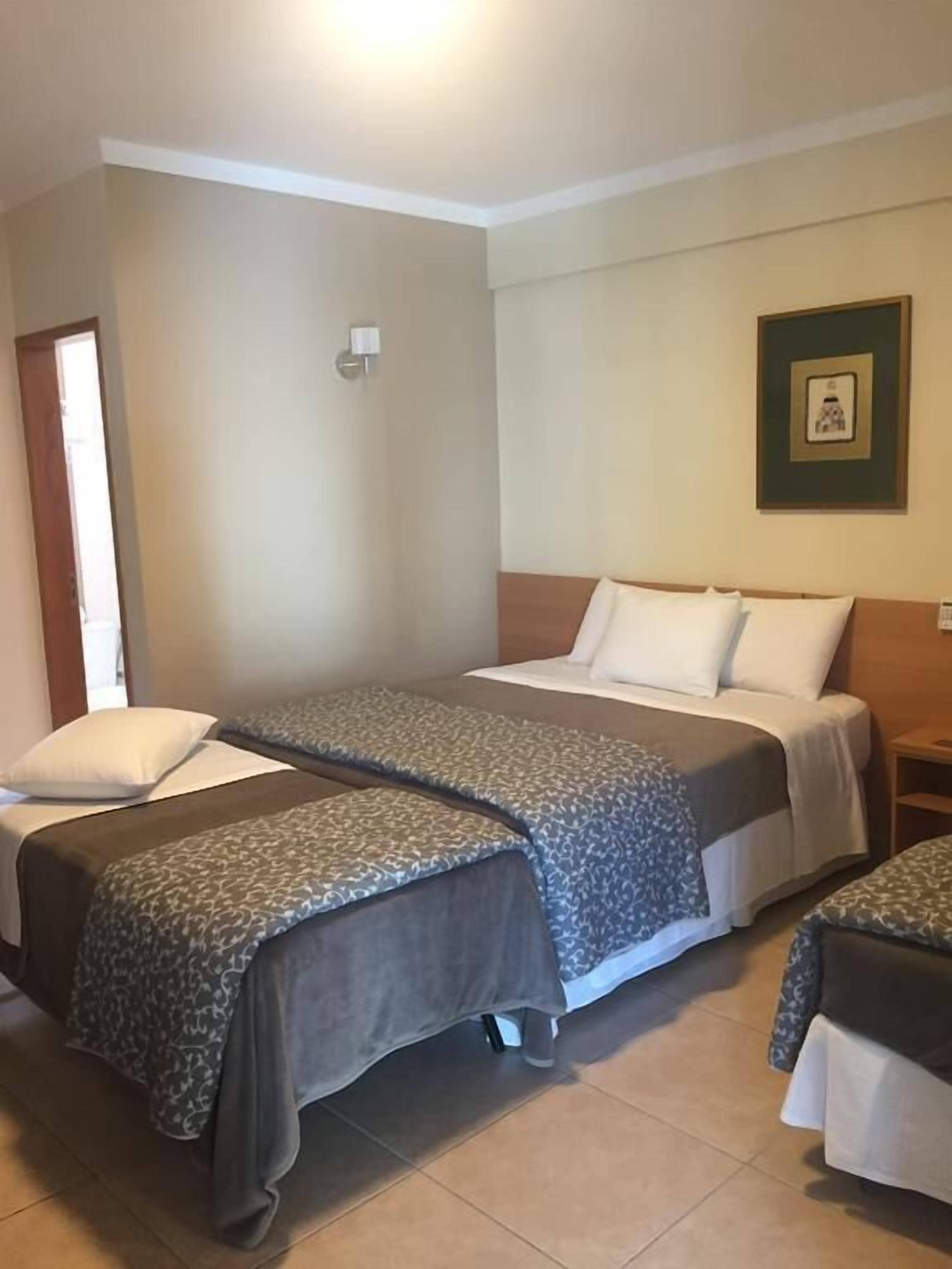 hypo-allergenic bedding, minibar, in-room safe, desk