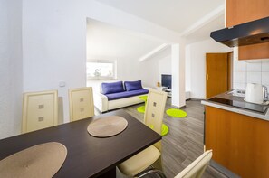 Family Apartment, Multiple Beds, City View | Private kitchenette - Apartments Rotim (Zadar)