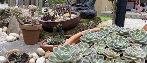 Traditional House, Multiple Beds, Garden View | Terrace/patio