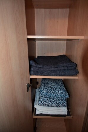 Iron/ironing board, free WiFi