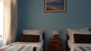 Traditional Villa, 3 Bedrooms, Balcony, Lake View | Individually decorated, blackout drapes, iron/ironing board, free WiFi