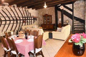 Smart TV, Netflix - Traditional Croatian stone house (Ploce)