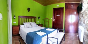 Free WiFi, bed sheets