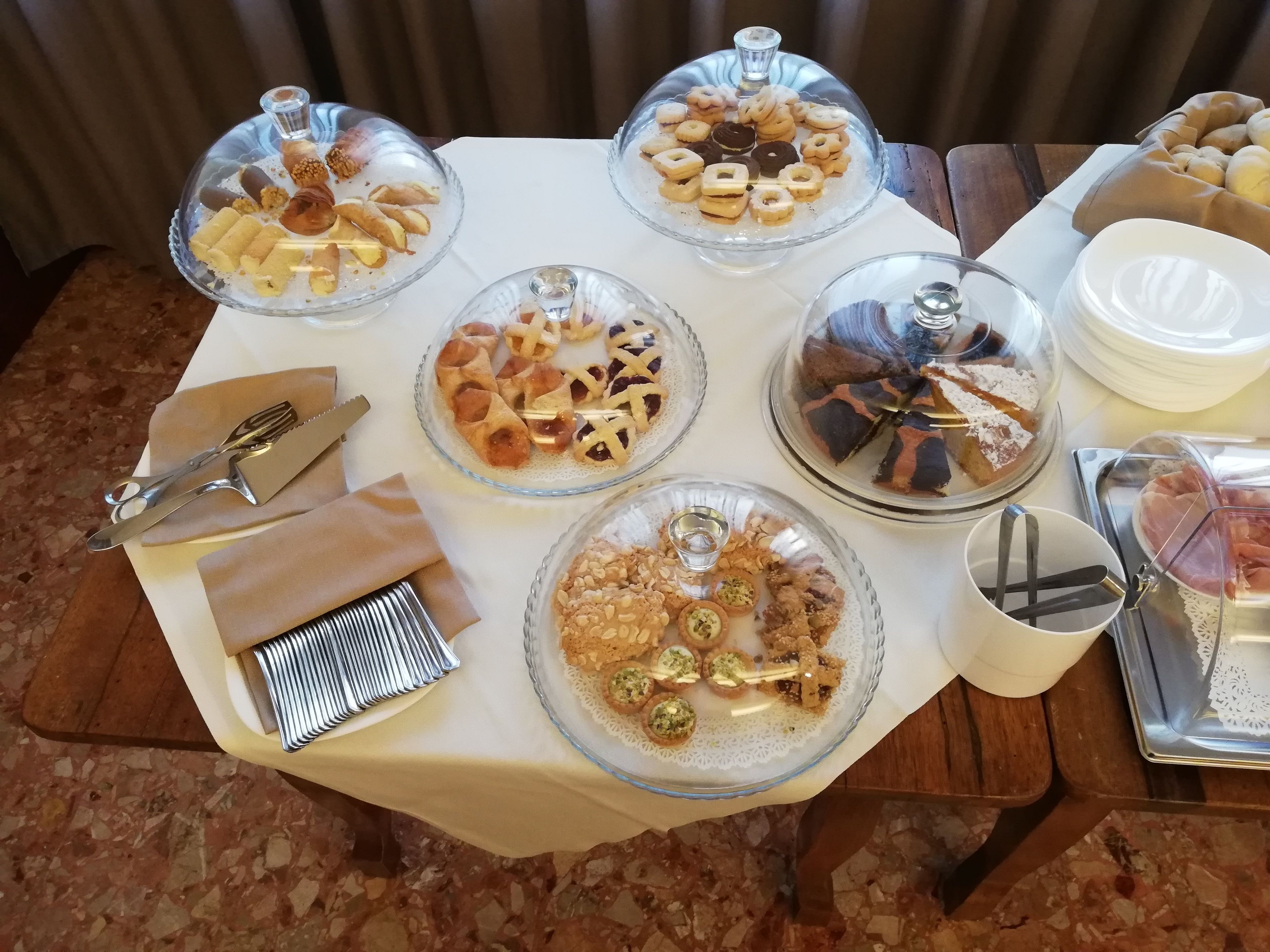 daily buffet breakfast (eur 5 per person)