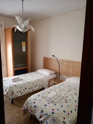 Chambre Classique avec lits jumeaux, salle de bains privée (External)