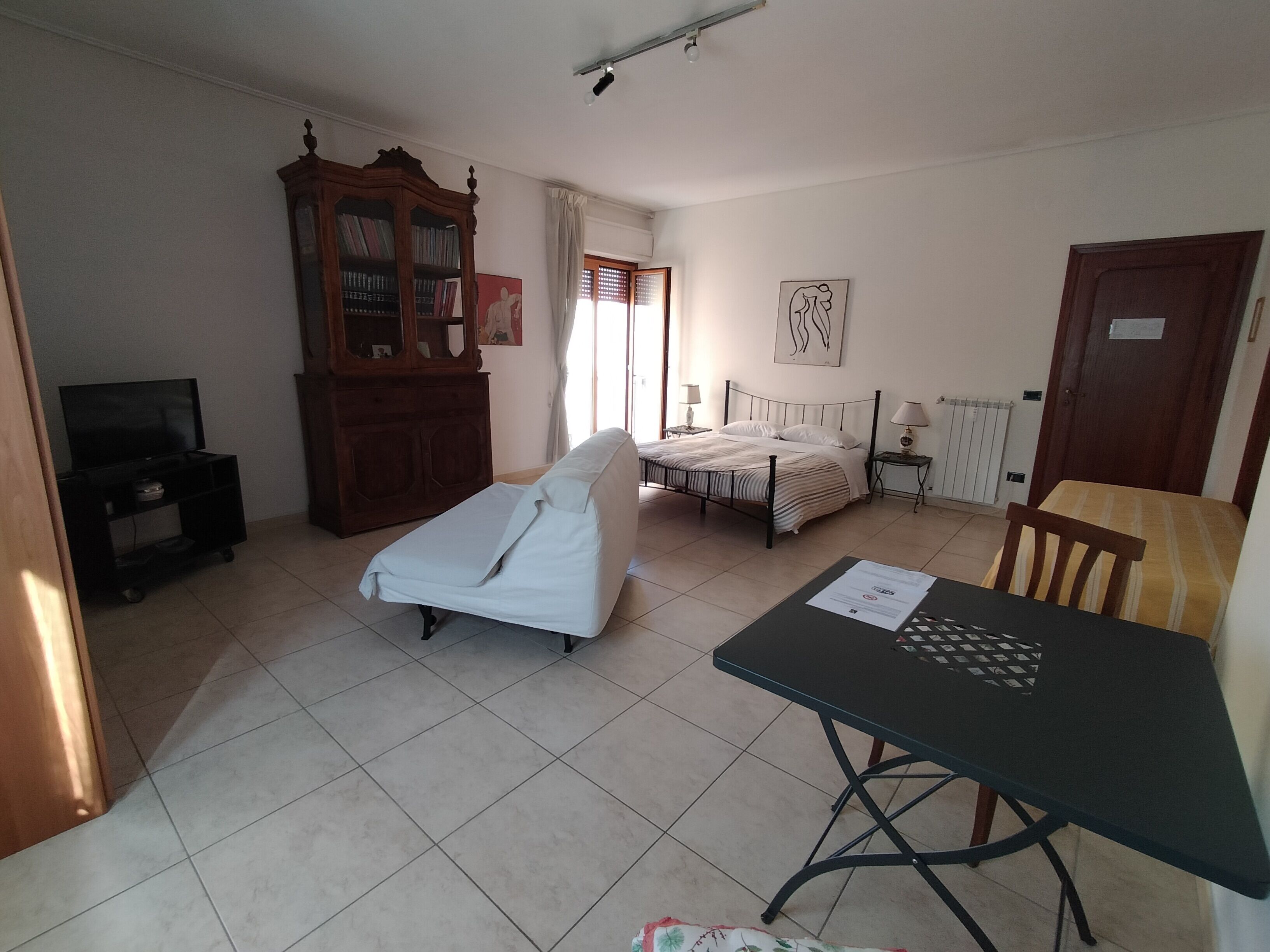 Habitación familiar, baño privado (External) | Edredones de plumas, escritorio, espacio para trabajar con un portátil