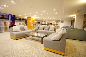 3 间酒吧/酒廊、池畔酒吧