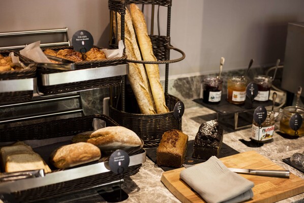 Daily buffet breakfast for a fee - Campanile Shenyang South Railway Station (Shenyang)