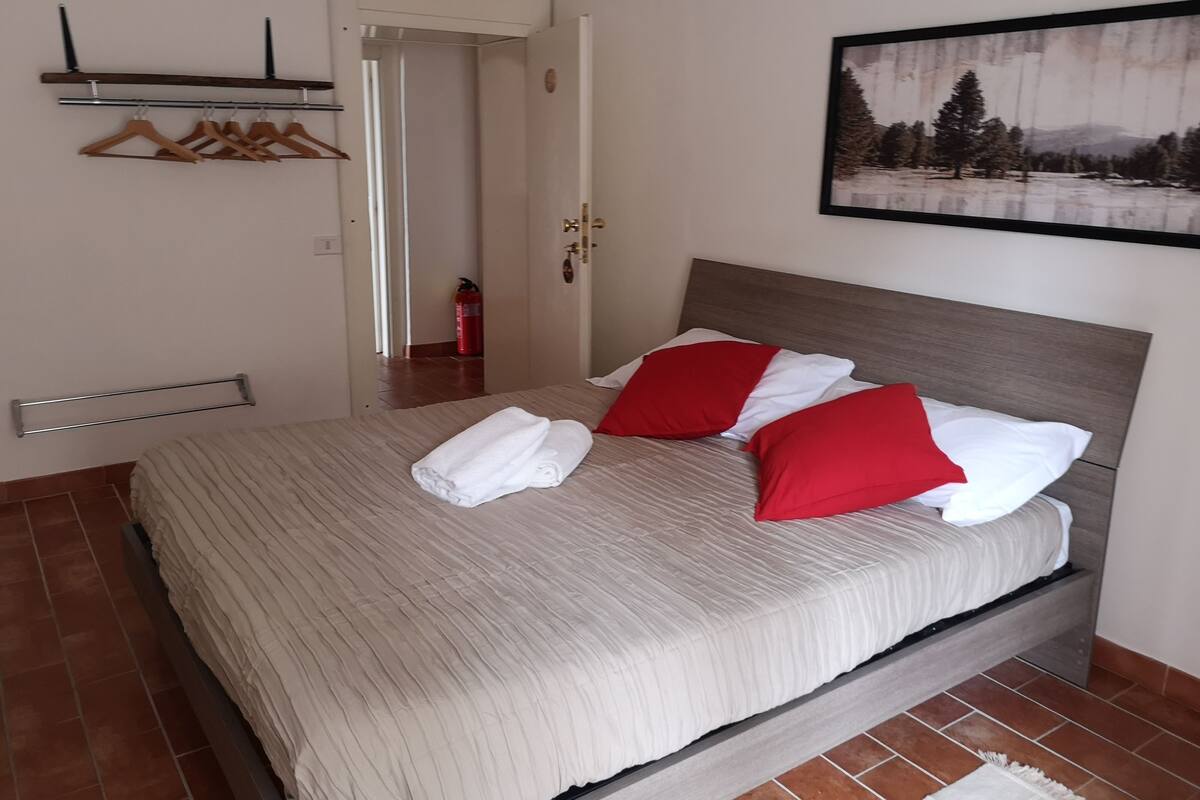 Premium bedding, individually decorated, individually furnished