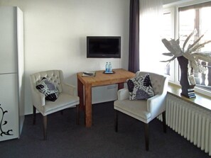 40-tums platt-tv med satellitkanaler