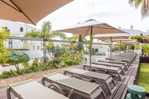 Seasonal outdoor pool, open 9:30 AM to 8:00 PM, cabanas (surcharge)