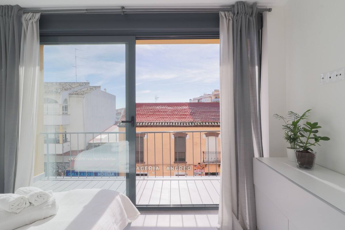 Apartment, 3 Bedrooms, Balcony | 3 bedrooms, free WiFi, bed sheets