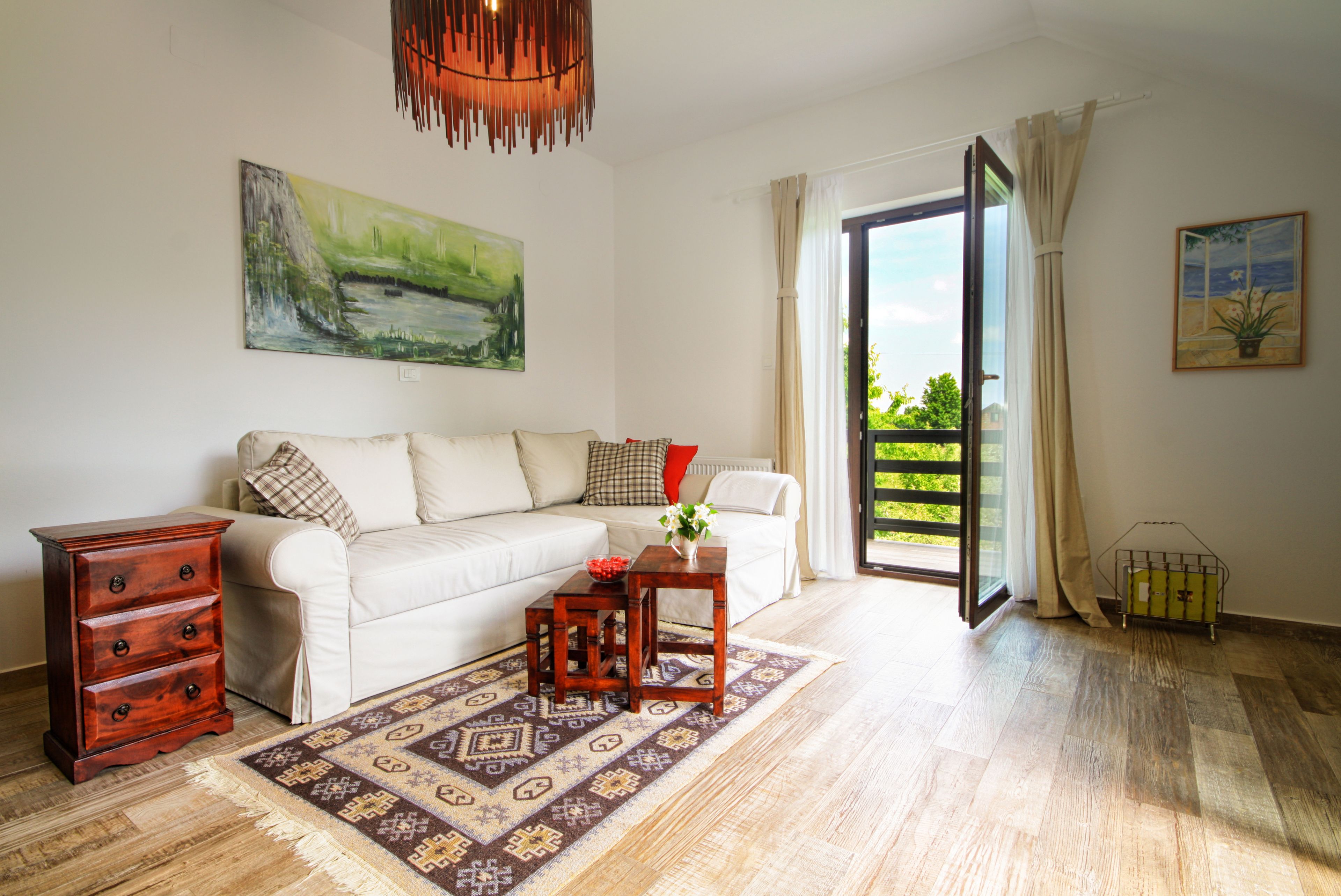 Deluxe Apartment, Balcony | Living area | Smart TV, Netflix