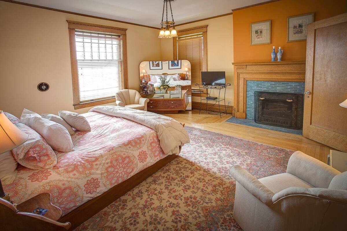 Double Room, Ensuite (Riverview Suite )