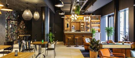 Bar (en la propiedad)