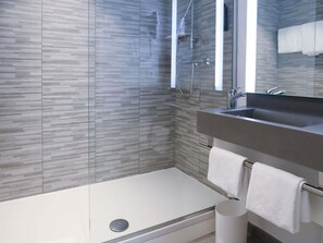 Bureau, espace de travail pour ordinateur portable, rideaux occultants