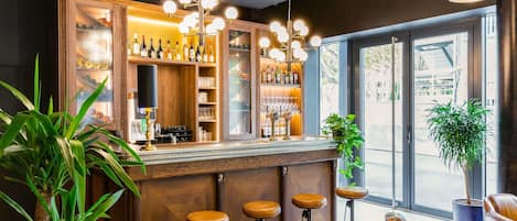 Bar (en la propiedad)