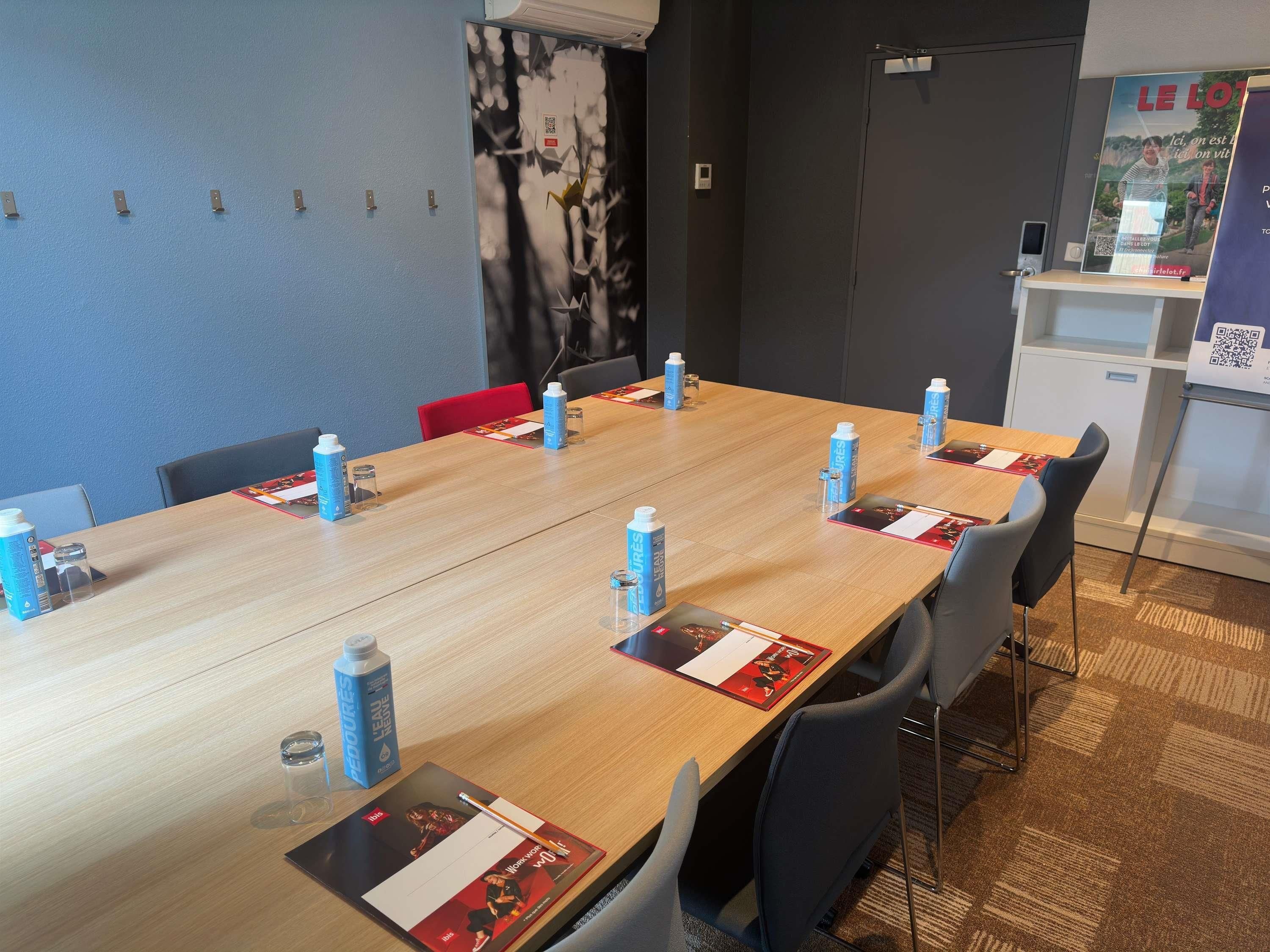 Meeting facility