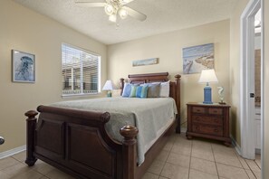 Condo, 2 Bedrooms