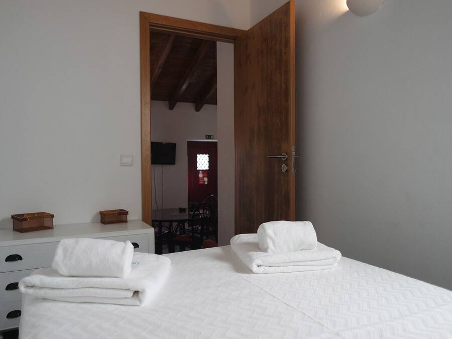 Apartment, 3 Bedrooms, Terrace | 2 bedrooms, cribs/infant beds, free WiFi, bed sheets