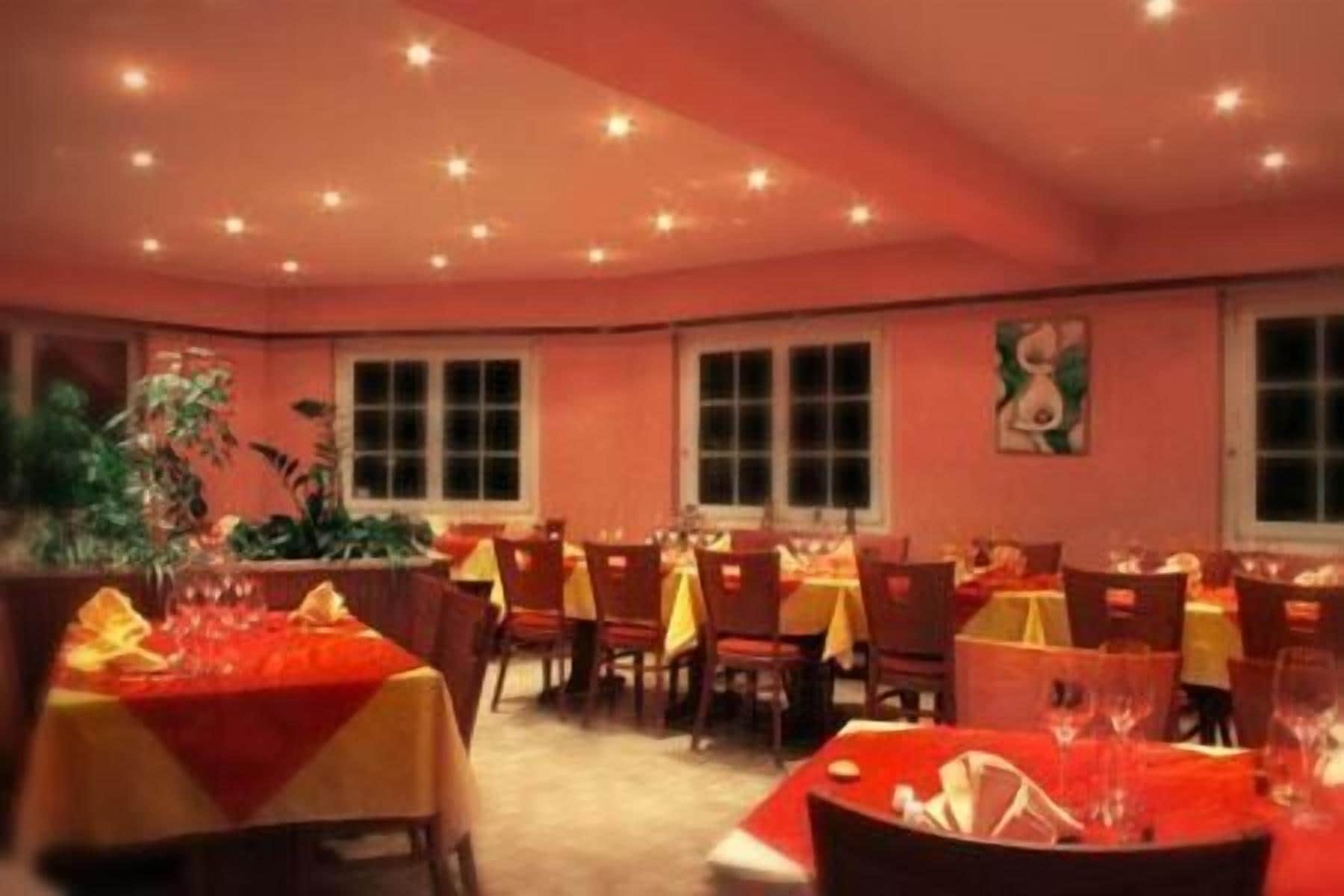 Photo - Hotel Restaurant De La Poste Mulhouse Ottmarsheim