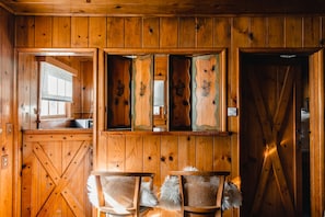 Manzanita | 1 bedroom, individually decorated, individually furnished, desk