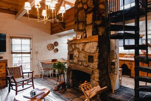 Sequoia | Individually decorated, individually furnished, desk, laptop workspace