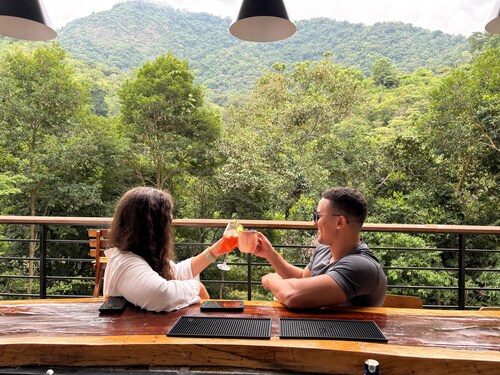 Montes De Beraka - Adults Only