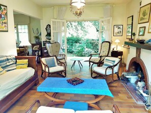 Interior - Family home quiet neighborhood (PYLA SUR MER)