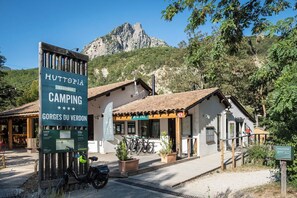 Front of property - Huttopia Gorges du Verdon (Castellane)